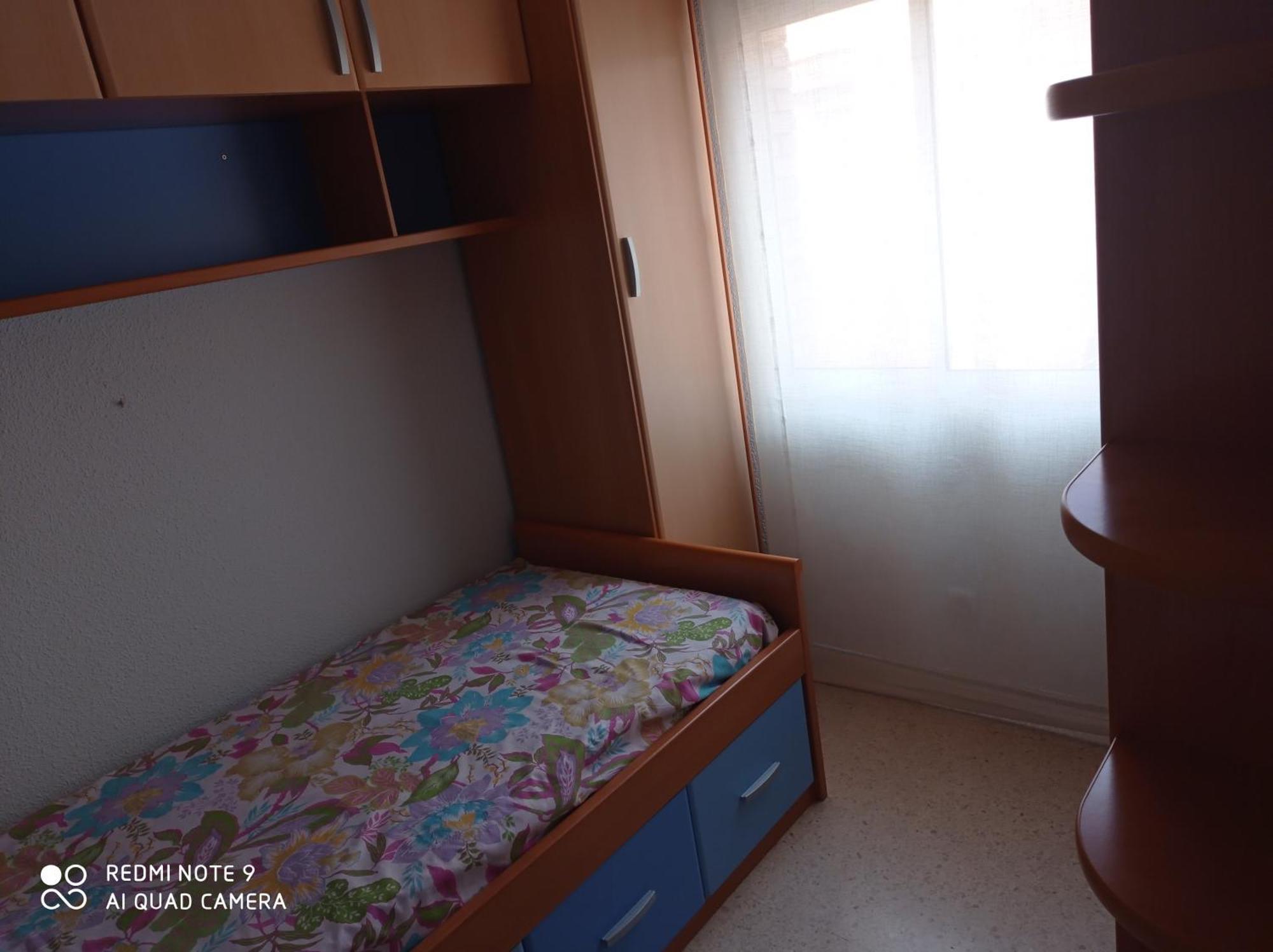 Piso Taxi Estacion De Autobuses Apartment อันดูคาร์ ภายนอก รูปภาพ